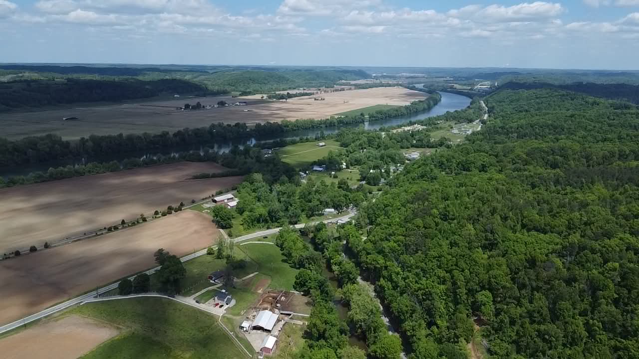Aerial view of Putnam County land